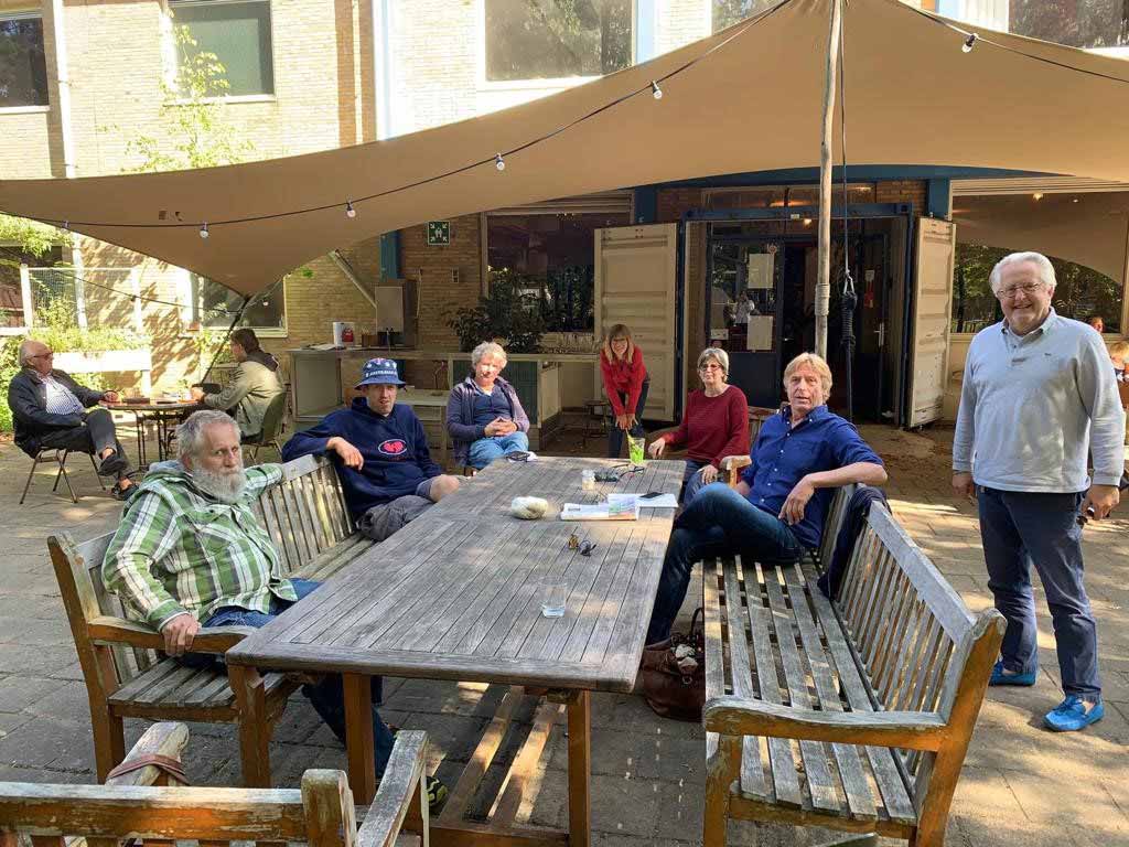 Sparren bij de Groene Afslag over Groen Laren